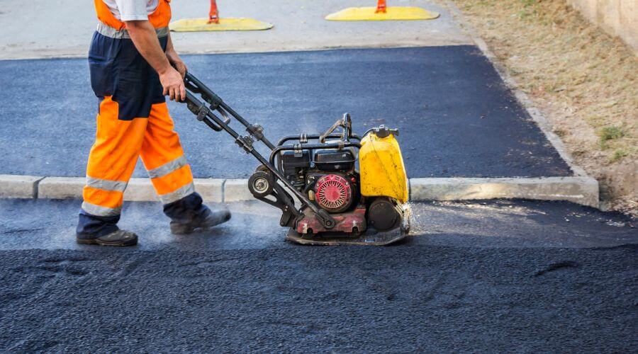 Professional gutter cleaning in Cornwall, NY